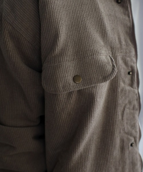 CREARE -LINO-（クレアーレリノ）の「裏ボア 8WコーデュロイZIPブルゾン<ユニセックス>（テーラードジャケット・メンズ・ブラック/グレイッシュベージュ/オフホワイト・M/L）」の10枚目の写真