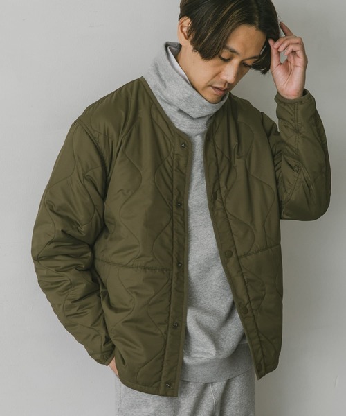 URBAN RESEARCH DOORS（アーバンリサーチドアーズ）の「『UR TECH』中綿キルティングジャケット（ダウンジャケット/コート・メンズ・オリーブ/ブラック/オフホワイト/ブルー・MEDIUM/LARGE）」の6枚目の写真