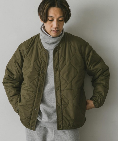 URBAN RESEARCH DOORS（アーバンリサーチドアーズ）の「『UR TECH』中綿キルティングジャケット（ダウンジャケット/コート・メンズ・オリーブ/ブラック/オフホワイト/ブルー・MEDIUM/LARGE）」の8枚目の写真