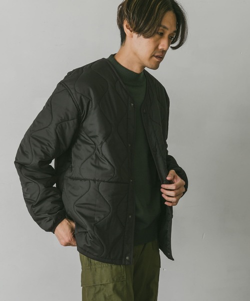 URBAN RESEARCH DOORS（アーバンリサーチドアーズ）の「『UR TECH』中綿キルティングジャケット（ダウンジャケット/コート・メンズ・オリーブ/ブラック/オフホワイト/ブルー・MEDIUM/LARGE）」の19枚目の写真