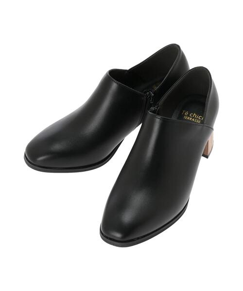 Te chichi TERRASSE（テチチテラス）の「チャンキーヒールブーティ（ブーツ・レディース・モカ/オフホワイト/ブラック・MEDIUM/LARGE）」の12枚目の写真
