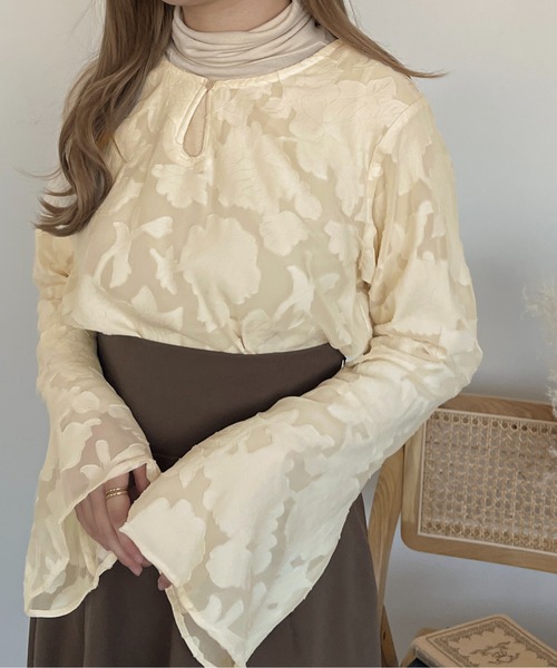 apres jour clair（アプレジュールクレア）の「【apres jour clair】２WAYアソートブラウス【ZOZOTOWN限定アイテム】（シャツ/ブラウス・レディース・アイボリー/ブラック/オフホワイト・フリー/X-LARGE）」の2枚目の写真