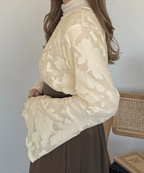 apres jour clair（アプレジュールクレア）の「【apres jour clair】２WAYアソートブラウス【ZOZOTOWN限定アイテム】（シャツ/ブラウス・レディース・アイボリー/ブラック/オフホワイト・フリー/X-LARGE）」の11枚目の写真