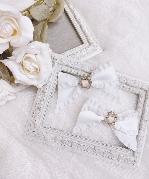 MA*RS（アメーバーマーズ）の「ビジューリングサイドフリルりぼん　2個SET（バレッタ/ヘアクリップ・レディース・レッド/ピンク/ブラック/ホワイト・FREE）」の2枚目の写真