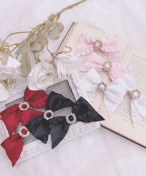 MA*RS（アメーバーマーズ）の「ビジューリングサイドフリルりぼん　2個SET（バレッタ/ヘアクリップ・レディース・レッド/ピンク/ブラック/ホワイト・FREE）」の15枚目の写真