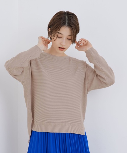 Jayro(ジャイロ)の「ボートネックプルオーバー(Tシャツ/カットソー・レディース・ベージュ/ピンク/ブルー/ホワイト系その他/チャコールグレー・M)」の1枚目の写真