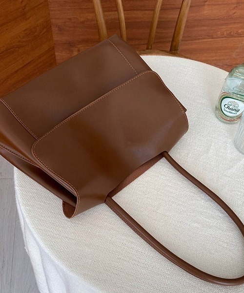 Dalfwin（ダールフィン）の「2点セット 2WAYポーチ付きフェイクレザーショルダートートバッグ（トートバッグ・レディース・ブラック/ブラウン・FREE）」の15枚目の写真