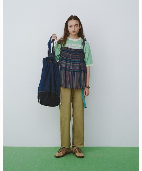 BEAMS BOY(ビームスボーイ)の「BEAMS BOY / カットオフ チノパン(チノパンツ・レディース・ブラック/カーキ・2/1)」の22枚目の写真