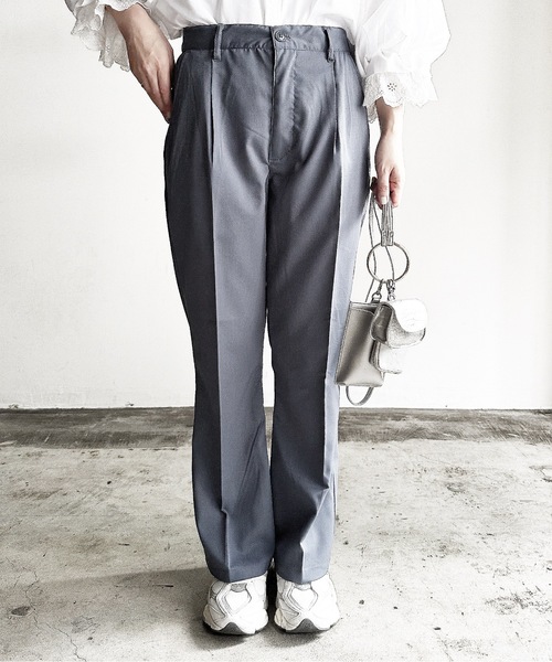 COMMON WARE（コモンウェアー）の「COMMONWARE:TRストレッチ センタープレス フレア パンツ（スラックス・レディース・オフホワイト/サックスブルー/ブラック/グリーン/モカ/ベージュ・L/XL/M）」の6枚目の写真