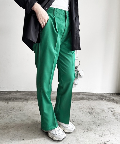 COMMON WARE（コモンウェアー）の「COMMONWARE:TRストレッチ センタープレス フレア パンツ（スラックス・レディース・オフホワイト/サックスブルー/ブラック/グリーン/モカ/ベージュ・L/XL/M）」の18枚目の写真