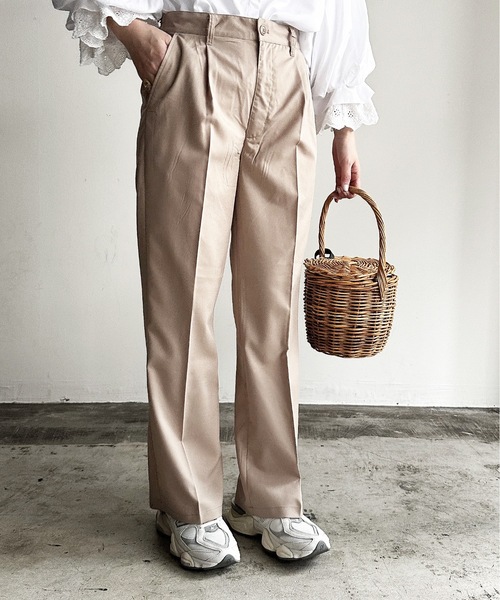 COMMON WARE（コモンウェアー）の「COMMONWARE:TRストレッチ センタープレス フレア パンツ（スラックス・レディース・オフホワイト/サックスブルー/ブラック/グリーン/モカ/ベージュ・L/XL/M）」の17枚目の写真
