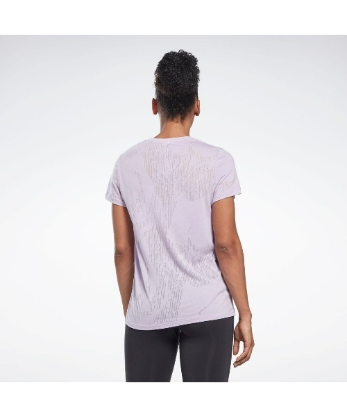 Reebok(リーボック)の「バーンアウト Tシャツ / Burnout Tee(Tシャツ/カットソー・レディース・ブルー/ライトパープル/ブラック・LARGE/MEDIUM/SMALL/X-LARGE/X-SMALL)」の5枚目の写真