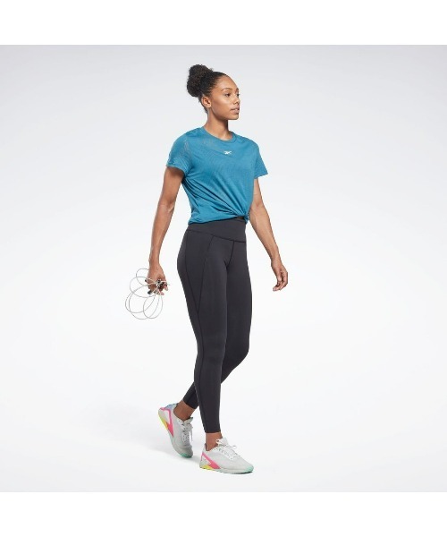 Reebok(リーボック)の「バーンアウト Tシャツ / Burnout Tee(Tシャツ/カットソー・レディース・ブルー/ライトパープル/ブラック・LARGE/MEDIUM/SMALL/X-LARGE/X-SMALL)」の8枚目の写真