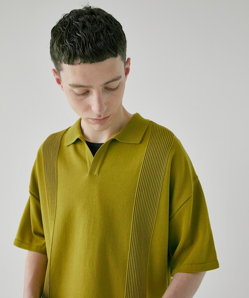 CITY TOKYO（シティトウキョウ）の「スキッパーリラックス半袖ニットポロシャツ（ポロシャツ・メンズ・ダークグレー/マスタード/ライトグレー・1/2）」の3枚目の写真