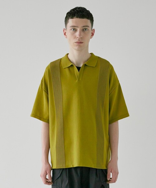 CITY TOKYO（シティトウキョウ）の「スキッパーリラックス半袖ニットポロシャツ（ポロシャツ・メンズ・ダークグレー/マスタード/ライトグレー・1/2）」の7枚目の写真