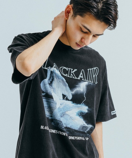 Ressaca(レサーカ)の「オーバーサイズ グラフィックロゴプリント クルーネック半袖Tシャツ(Tシャツ/カットソー・メンズ・ブラック/カーキ/ブラック系その他・M/L/XL/XXL)」の5枚目の写真
