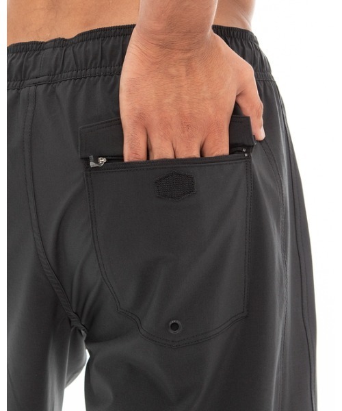 RVCA(ルーカ)の「RVCA メンズ PERRY MIX BS ボードショーツ/サーフトランクス【2023年春夏モデル】/ルーカ水着(水着・メンズ・ブラウン/アクア/パープル/ブラック系その他/ブラック・SMALL/MEDIUM/LARGE/X-LARGE)」の9枚目の写真