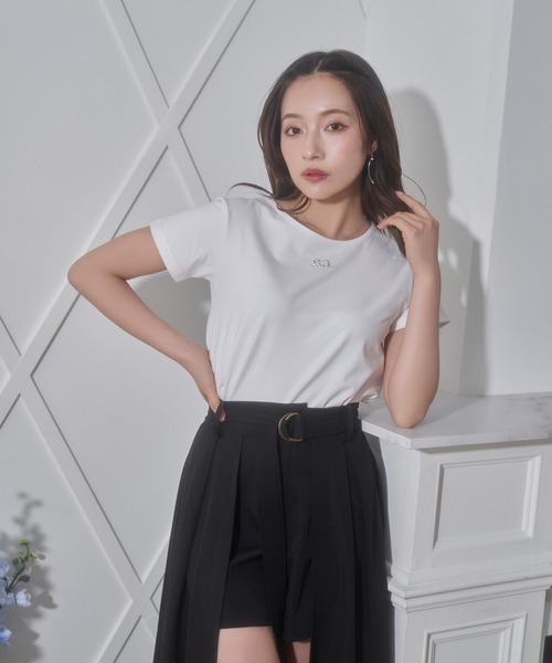 ANDGEEBEE(アンジービー)の「ワンポイントミニT(Tシャツ/カットソー・レディース・ブラック/ホワイト・MEDIUM)」の2枚目の写真