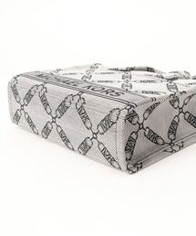 MICHAEL KORS（マイケルコース）の「GIGI EW メッセンジャー スモール