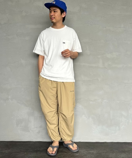 Lee（リー）の「[LEE/リー] ワンポイントロゴ刺繍 ショートスリーブポケットTシャツ（Tシャツ/カットソー・レディース・ホワイト/ブラック・M/L）」の17枚目の写真