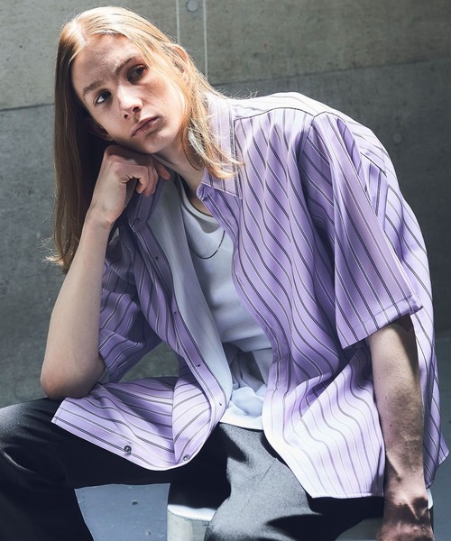 HARE（ハレ）の「トロミストライプシャツ(HARE)（シャツ/ブラウス・メンズ・パープル/ブラック/オフホワイト/ブルー/カーキ・FREE）」の5枚目の写真