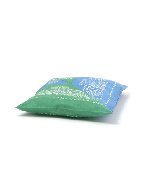 niko and...（ニコアンド）の「オリジナルプリントバンダナバッグ（トートバッグ・レディース・レッド/ブルー・0）」の8枚目の写真