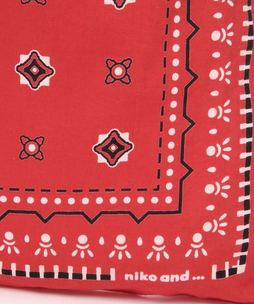 niko and...（ニコアンド）の「オリジナルプリントバンダナバッグ（トートバッグ・レディース・レッド/ブルー・0）」の7枚目の写真