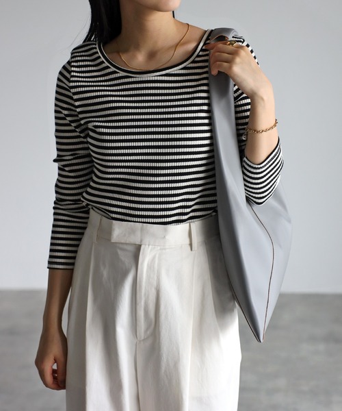 POUTOJOURU（ポートジュール）の「【ポートジュール】 トライアングルトートバッグ フェイクレザー　A4（トートバッグ・レディース・ブラック/ベージュ/グレー・FREE）」の11枚目の写真