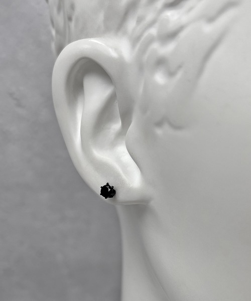 SBG（エスビー）の「SBG ストーンスタッドピアス（ピアス（片耳用）・メンズ・ブラック/シルバー/ブラック系その他/シルバー系その他/ブラック系その他2/シルバー系その他2・FREE）」の8枚目の写真