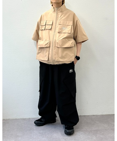 WHO'S WHO gallery（フーズフーギャラリー）の「COOPER FACT スタンドカラーミリタリーシャツ（シャツ/ブラウス・メンズ・ブラック/アイボリー/ベージュ・FREE）」の5枚目の写真