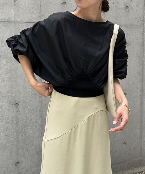 CAPRICIEUX LE'MAGE（カプリシューレマージュ）の「リブ切替パフブラウス（シャツ/ブラウス・レディース・ブラック/ホワイト/ベージュ・FREE）」の3枚目の写真