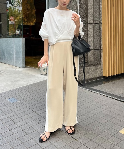 CAPRICIEUX LE'MAGE（カプリシューレマージュ）の「リブ切替パフブラウス（シャツ/ブラウス・レディース・ブラック/ホワイト/ベージュ・FREE）」の8枚目の写真