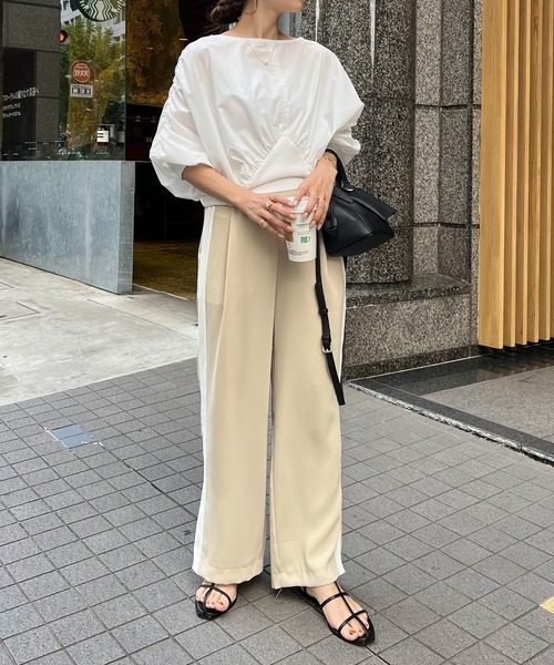 CAPRICIEUX LE'MAGE（カプリシューレマージュ）の「リブ切替パフブラウス（シャツ/ブラウス・レディース・ブラック/ホワイト/ベージュ・FREE）」の9枚目の写真