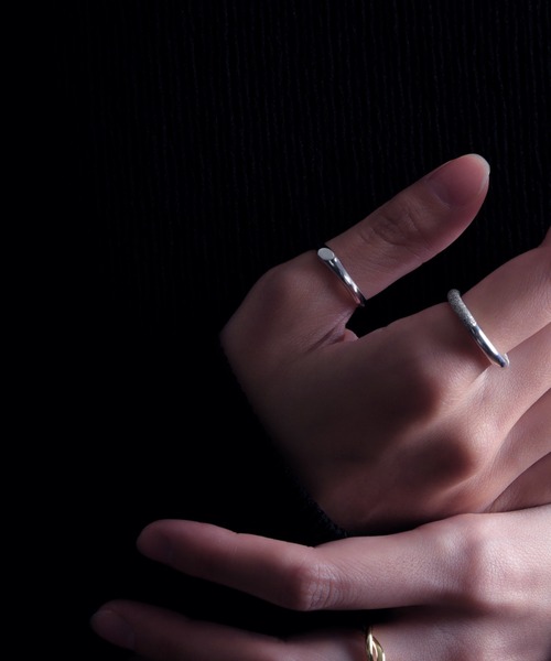 YArKA（ヤーカ）の「【YArKA/ヤーカ】little nuance signet design ring [hanc] / ニュアンスミニシグネットリング（リング・レディース・ゴールド/シルバー・#9/#7/#5/#13/#15/#17/#19/#11/#21/#3）」の12枚目の写真