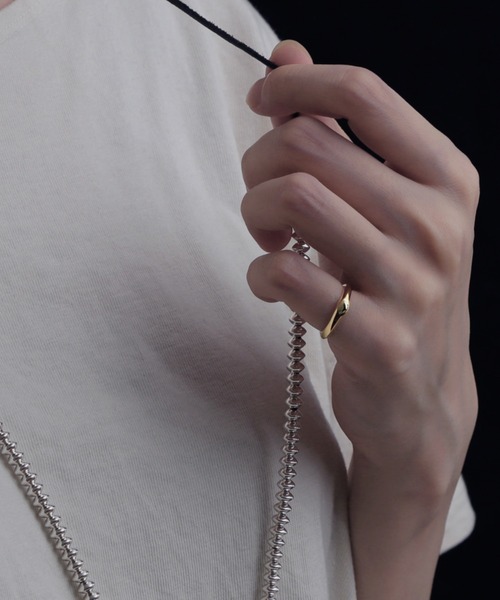 YArKA（ヤーカ）の「【YArKA/ヤーカ】little nuance signet design ring [hanc] / ニュアンスミニシグネットリング（リング・レディース・ゴールド/シルバー・#9/#7/#5/#13/#15/#17/#19/#11/#21/#3）」の17枚目の写真