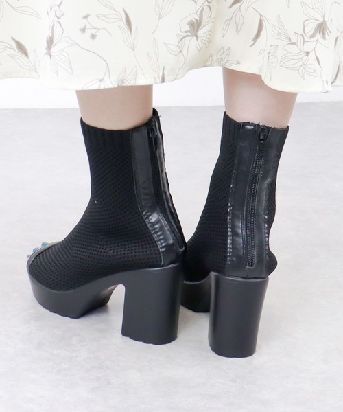 LibertyDoll(リバティードール)の「Liberty doll / メッシュニットショートブーツサンダル (9115)(サンダル・レディース・ブラック/アイボリー・L/LL/M/S)」の14枚目の写真