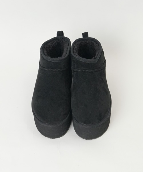 WEGO（ウィゴー）の「WEGO/フェイクムートンブーツ（ブーツ・レディース・ベージュ/ブラック・LARGE/MEDIUM）」の12枚目の写真