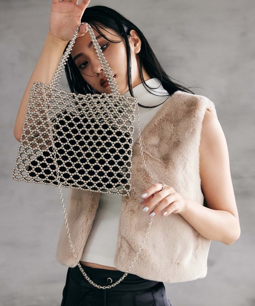 ENVYM(アンビー)の「スクエアビーズBAG(ハンドバッグ・レディース・シルバー・FREE)」の2枚目の写真