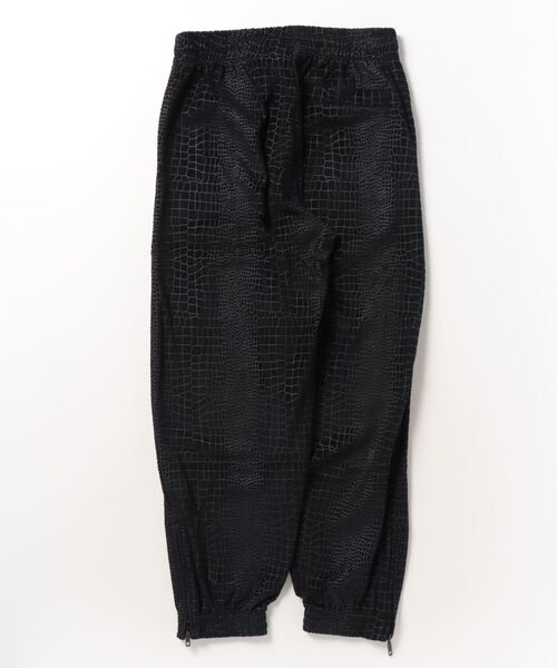 FUCKING AWESOME（ファッキングオーサム）の「FUCKING AWESOME / ファッキンオーサム：Velour Track Pant：FA-VT-PTS[WAX]（その他パンツ・メンズ・ブラック・M）」の2枚目の写真