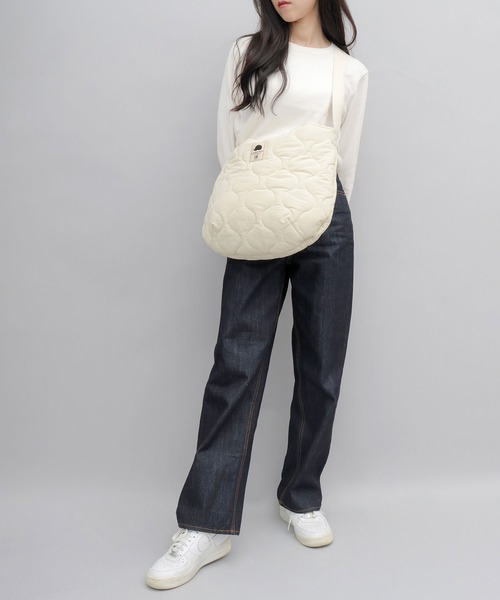 SCANDINAVIAN FOREST（スカンジナビアン・フォレスト）の「軽量 キルティング バルーン ショルダーバッグ（ショルダーバッグ・レディース・ブラック/オフホワイト・FREE）」の12枚目の写真