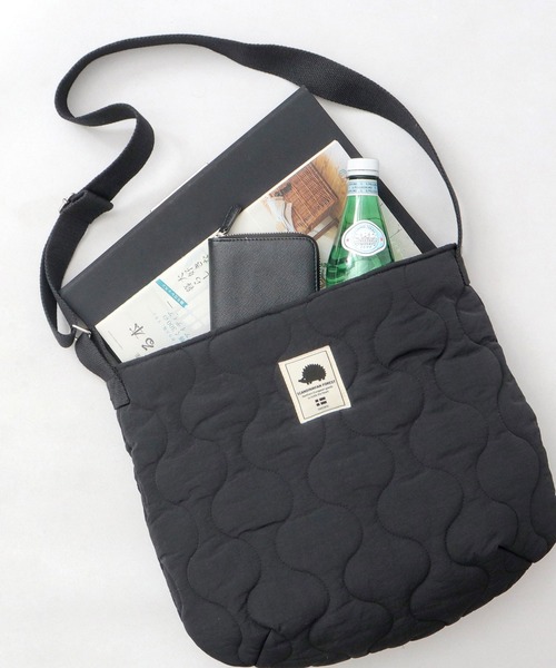 SCANDINAVIAN FOREST（スカンジナビアン・フォレスト）の「軽量 キルティング バルーン ショルダーバッグ（ショルダーバッグ・レディース・ブラック/オフホワイト・FREE）」の16枚目の写真