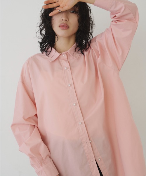Aunt Marie's（アントマリーズ）の「パールボタンオーバーサイズベーシックルーズシャツ（シャツ/ブラウス・レディース・ネイビー/ストライプ/ホワイト/ピンク/サックスブルー・FREE）」の10枚目の写真
