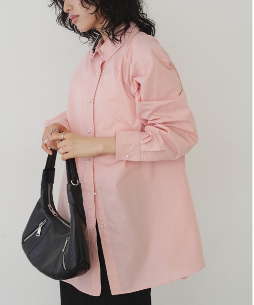 Aunt Marie's（アントマリーズ）の「パールボタンオーバーサイズベーシックルーズシャツ（シャツ/ブラウス・レディース・ネイビー/ストライプ/ホワイト/ピンク/サックスブルー・FREE）」の6枚目の写真