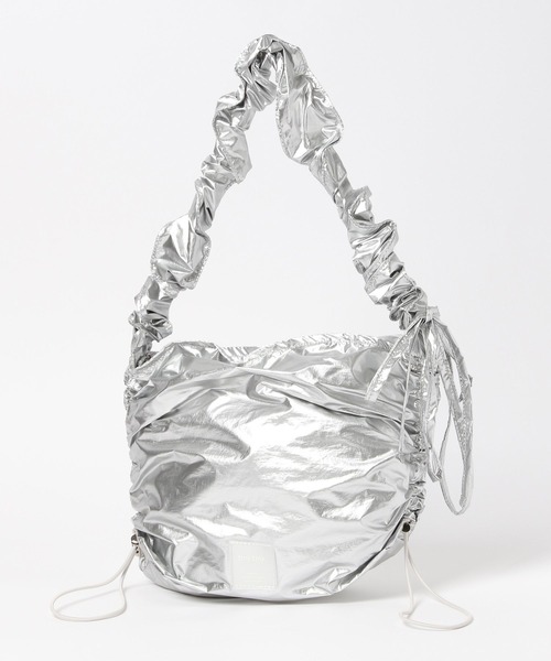 tiny tiny（ティニーティニー）の「ギャザーソフトショルダーバッグM[tiny tiny(ティニーティニー)]（ショルダーバッグ・レディース・ブラック/ブルー/シルバー・0）」の3枚目の写真