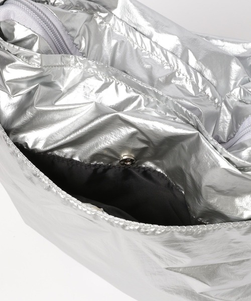 tiny tiny（ティニーティニー）の「ギャザーソフトショルダーバッグM[tiny tiny(ティニーティニー)]（ショルダーバッグ・レディース・ブラック/ブルー/シルバー・0）」の16枚目の写真