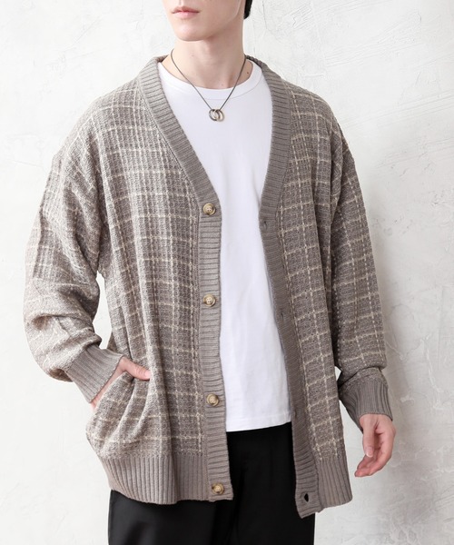 TopIsm（トップイズム）の「ルーズシルエット ツイード編み Vネックカーデ（ニット/セーター・メンズ・グリーン/ブラウン/グレイッシュベージュ/ブルー/ブラック・M/L）」の4枚目の写真