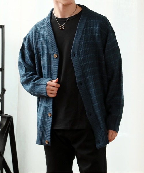 TopIsm（トップイズム）の「ルーズシルエット ツイード編み Vネックカーデ（ニット/セーター・メンズ・グリーン/ブラウン/グレイッシュベージュ/ブルー/ブラック・M/L）」の5枚目の写真