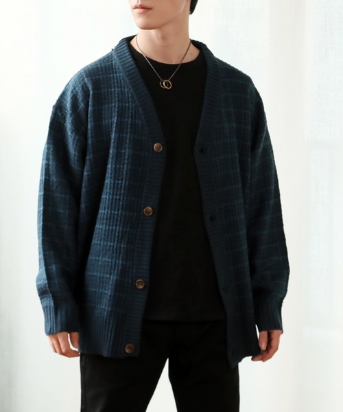 TopIsm（トップイズム）の「ルーズシルエット ツイード編み Vネックカーデ（ニット/セーター・メンズ・グリーン/ブラウン/グレイッシュベージュ/ブルー/ブラック・M/L）」の10枚目の写真