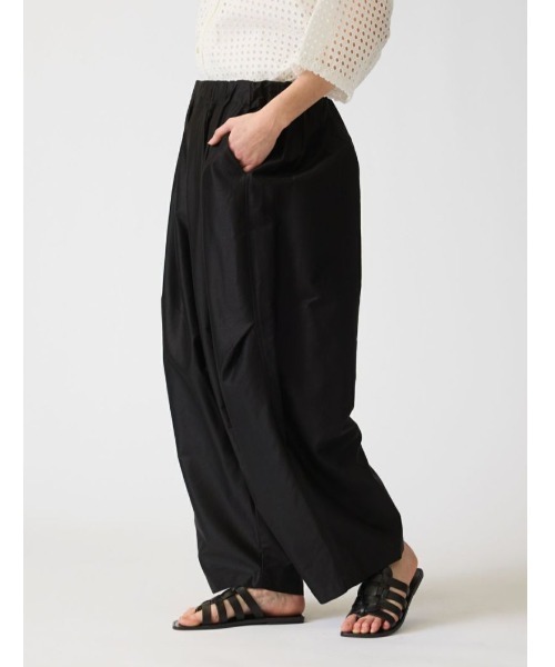 【mizuiro ind（ミズイロインド） 】 モールスキン ワイドカーゴパンツ mizuiro ind（ミズイロインド） モールスキン ワイドカーゴ