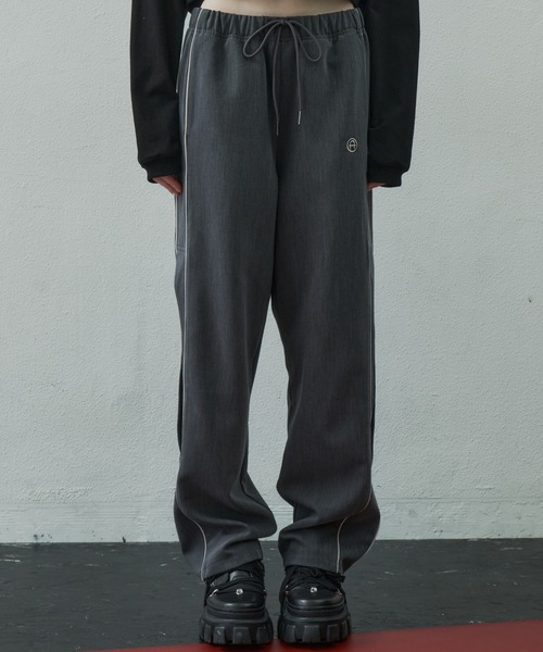 AIVER（アイバー）の「AIVER　カットアウトトラックパンツ（その他パンツ・メンズ・テラコッタ/グレー/ブラック・SMALL/MEDIUM/LARGE）」の15枚目の写真